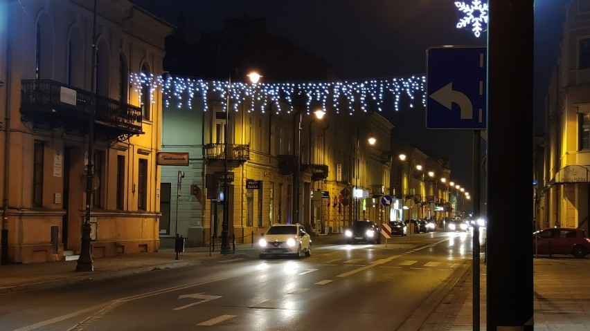 Iluminacje świąteczne 2020 w Piotrkowie