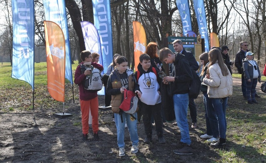 Ścieżka przyrodniczo-edukacyjna na Kamieńcu w Oświęcimiu...