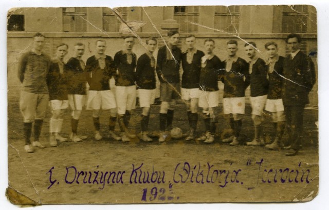 Drużyna Klubu Sportowego Victoria - rok 1923.