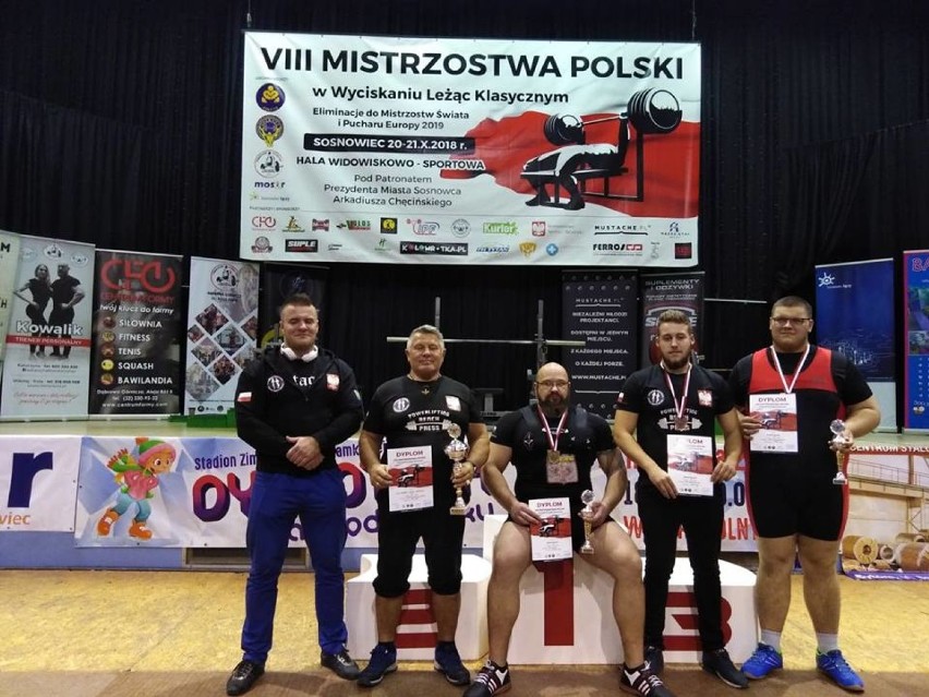 W Sosnowcu odbyły się VIII Mistrzostwa Polski w Wyciskaniu Leżąc Klasycznym 