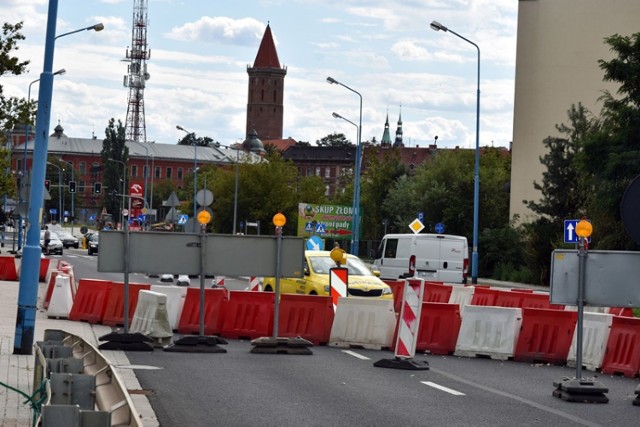 Trwa remont ulicy Leszczyńskiej, utrudnienia w ruchu.