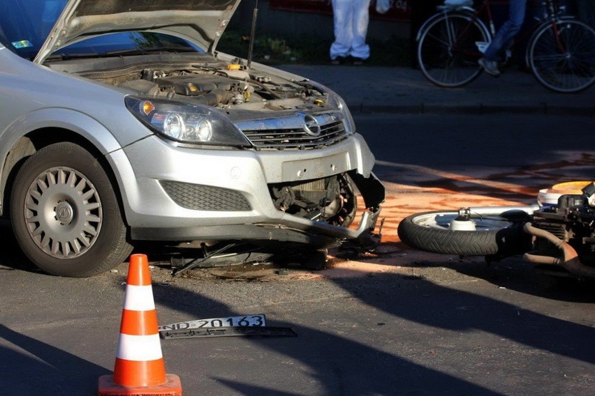 Wypadek na Jaworzyńskiej w Legnicy (ZDJĘCIA)