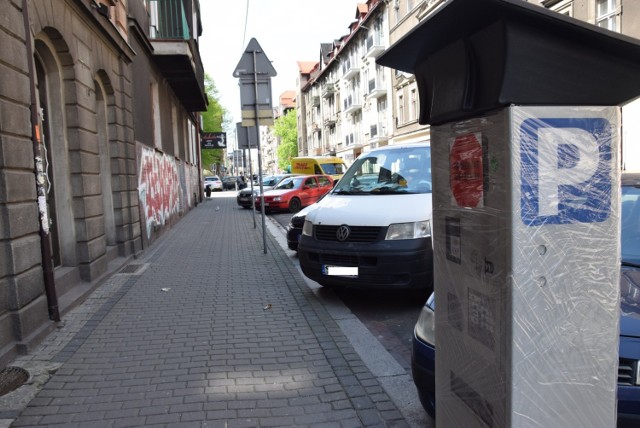 Nowy parkomat przy ulicy Wojewódzkiej w Katowicach