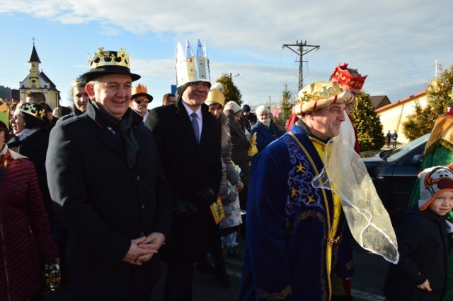 Tak Orszak Trzech Króli wędrował przez Stary Sącz rok temu