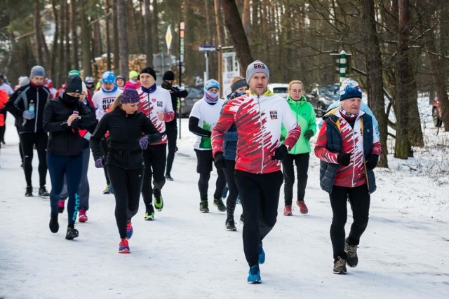 Run Bydgoszcz zaprosiło miłośników i amatorów biegania do serduszkowego treningu dla WOŚP