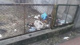 Sławno: Podrzucanie śmieci na ulicy Gdańskiej [ZDJĘCIA Czytelniczki]
