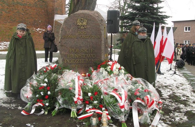 Żninianie podczas obchodów Narodowego Dnia Pamięci Żołnierzy Wyklętych.
