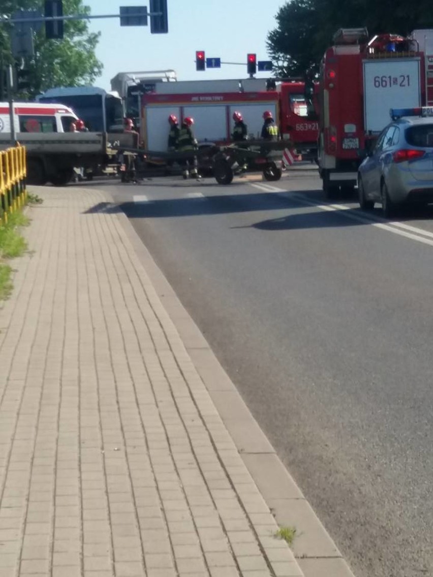 Zderzenie samochodu dostawczego z motocyklem w Radlinie