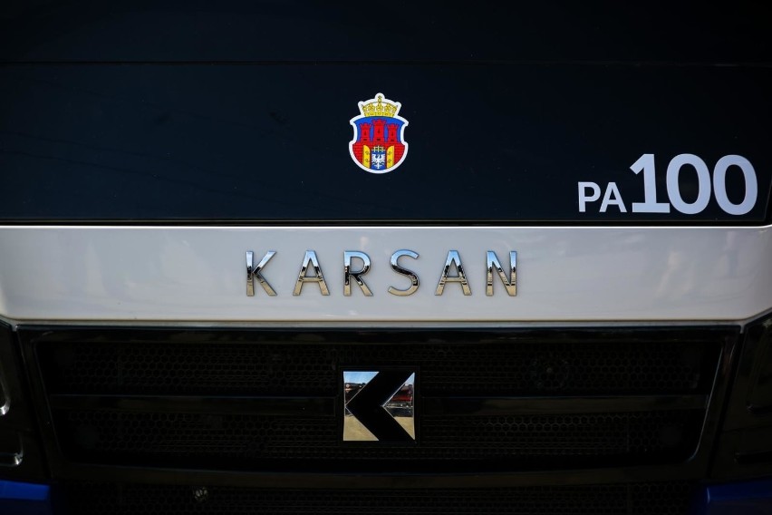 Zaprezentowano dwa nowe autobusy Karsany. To najmniejsze...