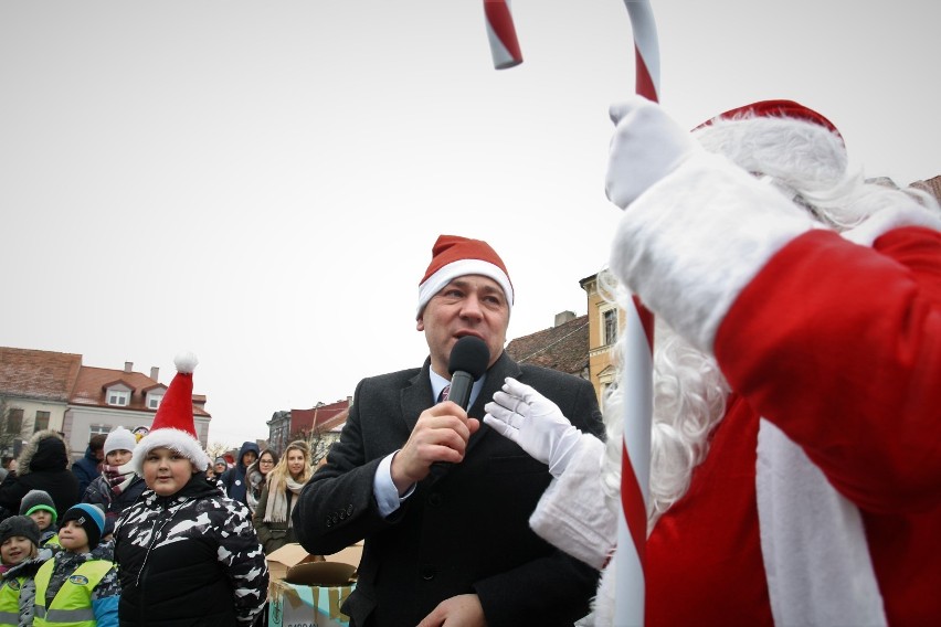 Św. Mikołaj gościł na starówce w Koninie