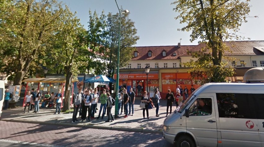 Co uchwyciły kamery Google Street View w Oświęcimiu. Miejsca i ludzie na ulicy Dąbrowskiego, głównym trakcie miasta [ZDJĘCIA]