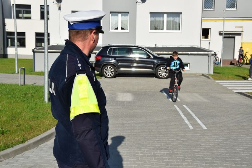 Uczniowie ze szkoły w Łebczu zdawali egzamin na karty rowerowe