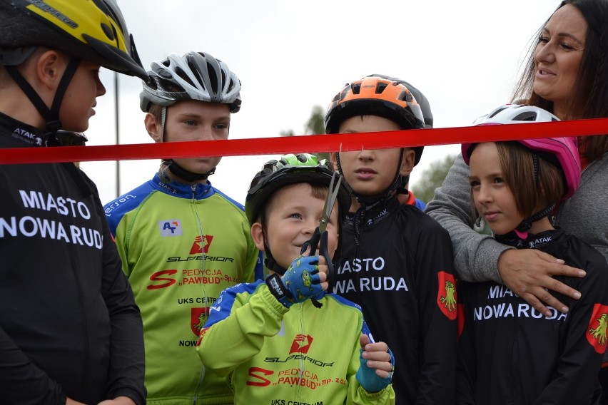 Ścieżka rowerowa oficjalnie otwarta! Pojedziesz nią choćby do Czech (ZDJĘCIA)