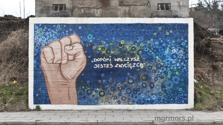 Sądecki artysta Mgr Mors przekaże fragment muralu z Węgierskiej youtuberowi Buddzie. „Inspiruje mnie”