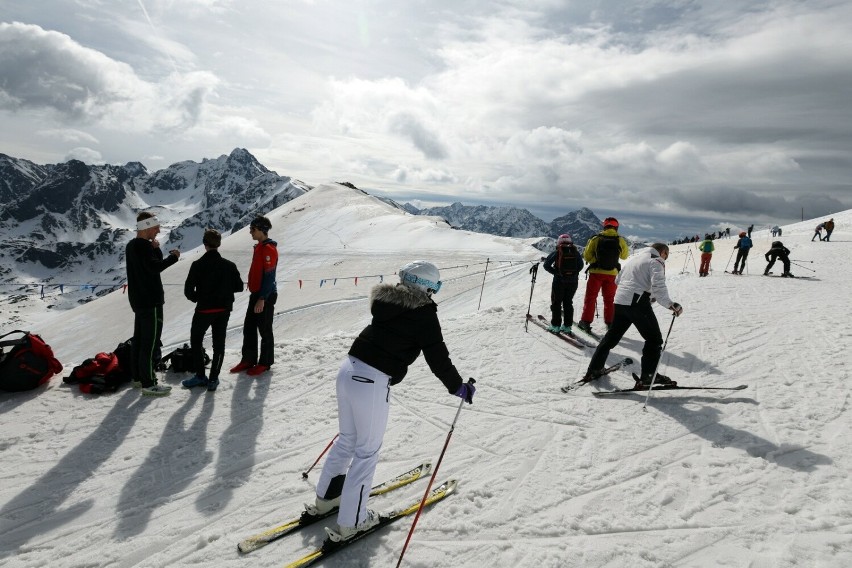 W Tatrach nadal można uprawiać sporty zimowe.
