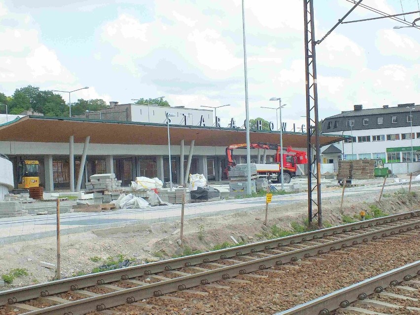 Drogi w rejonie budowanego dworca Starachowice Zachodnie już są przejezdne. Zobacz zdjęcia