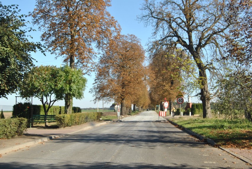 Droga powiatowa Piotrowo Pierwsze-Modrze w remoncie FOTO 