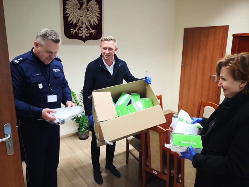Wizyta włodarzy Szczecinka w komendzie straży policji
