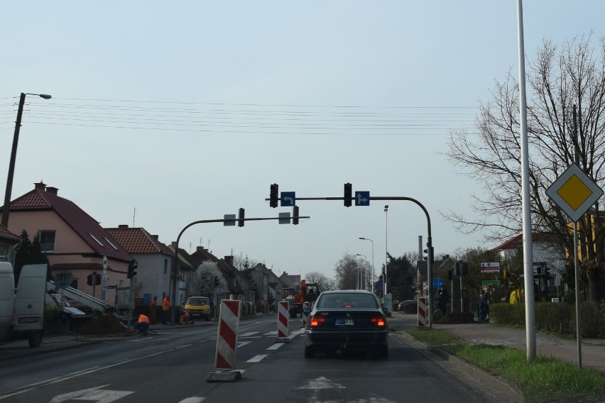 Utrudnienia w ruchu w Nowej Soli. Jest wahadło na wjeździe...