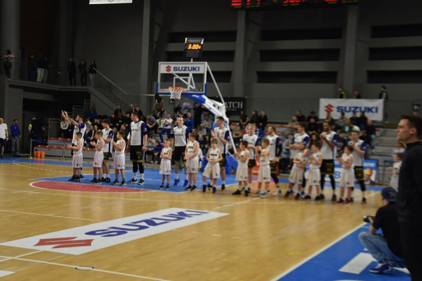 Koszykarze Górnika w pierwszym meczu play-off rozbili...