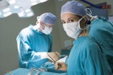 Neurochirurdzy z USK wesprą szpital przy Wodociągowej w Opolu w pilotażu leczenia udarów