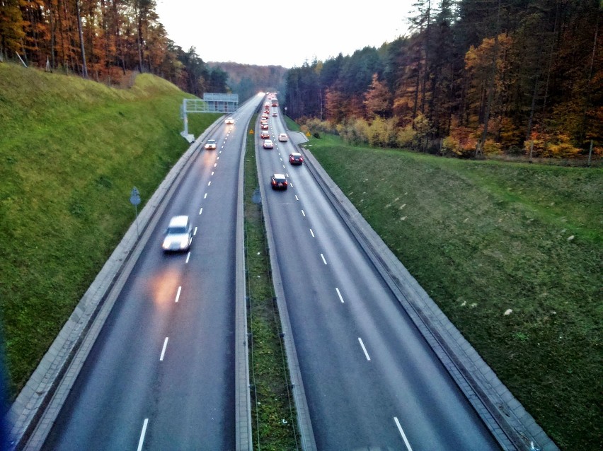 Maj bieżącego roku - to właśnie wtedy zakończyć się mają...