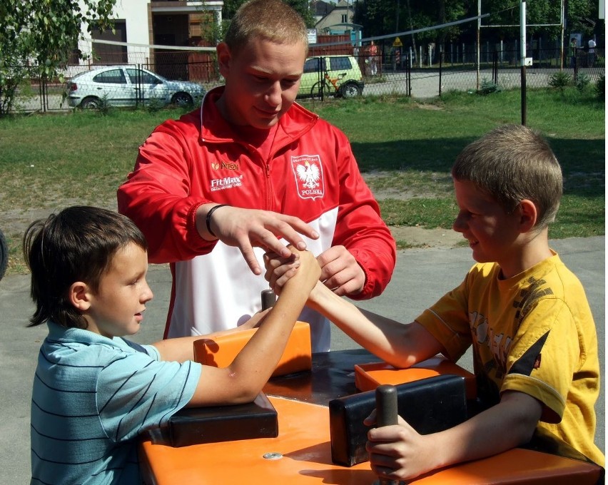 Zawody w siłowaniu się na rękę w Jaworznie [ZDJĘCIA]. Wega Cup Armwrestling 2011