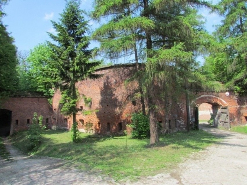 Kraków,
ul. L. Rydla „Fort VII Bronowice”,
dz. 167/69,...