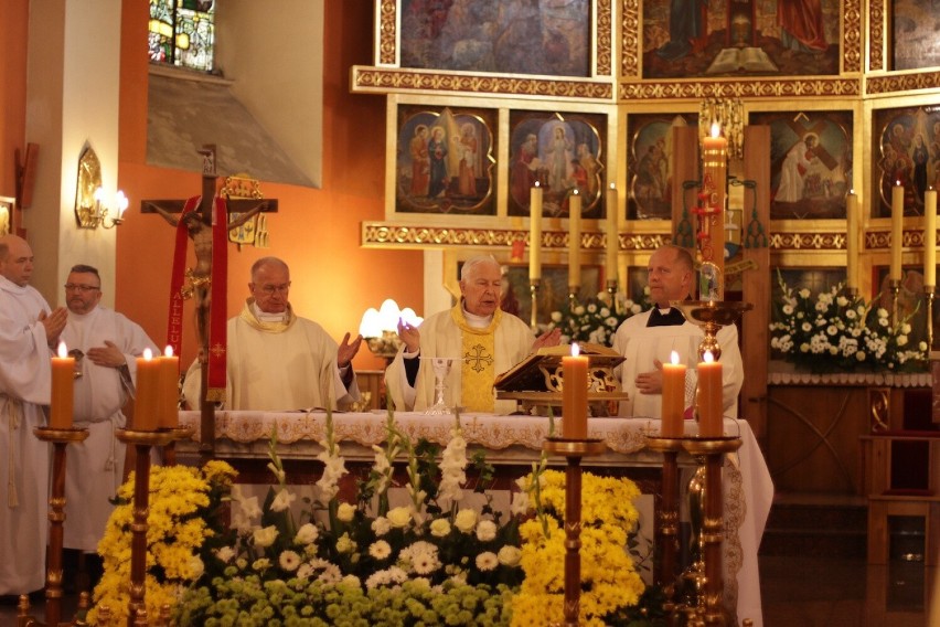 Homilię wygłosił ks. bp Paweł Socha