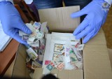 Malbork: Ukradli przesyłki kurierowi