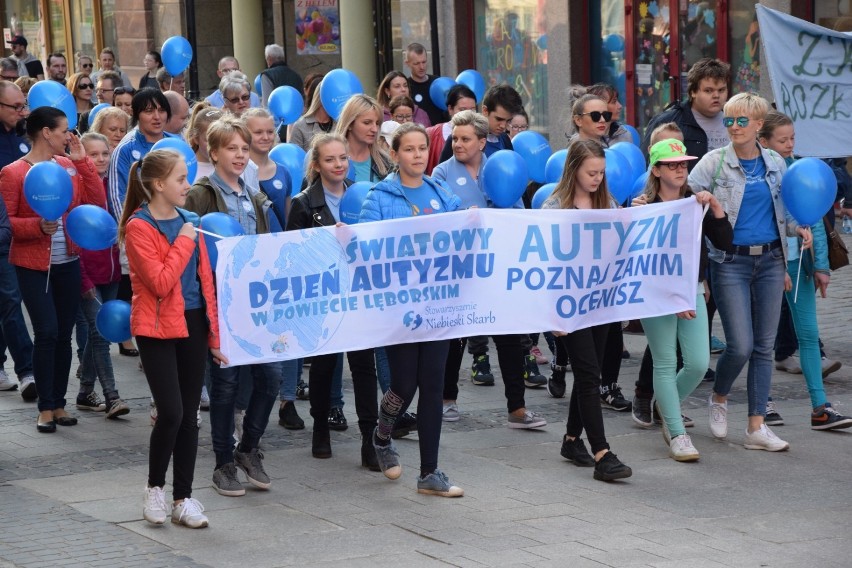 Duży rozmach i powodzenie obchodów Dni Autyzmu w Lęborku. Dzięki "Niebieskiemu Skarbowi"