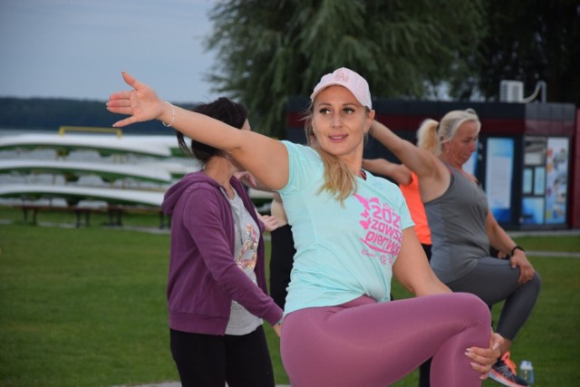 Letni aerobik na plaży miejskiej "Łazienki" - 25.08.2021