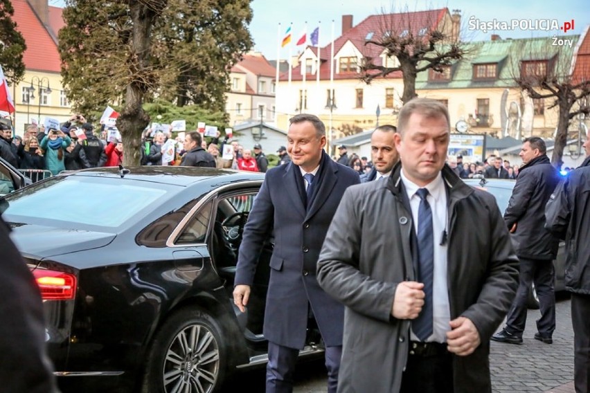 Prezydent Andrzej Duda w Żorach: Policjanci podsumowują...