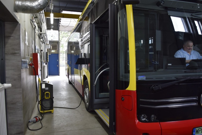 Na ulicach Skierniewic pojawił się elektryczny autobus miejski