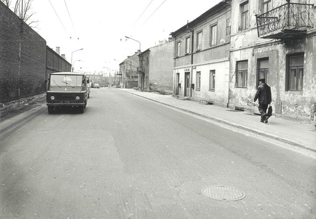Ul. Łęczyńska i nieistniejące obecnie zabudowania

Lublin, 1979 r.