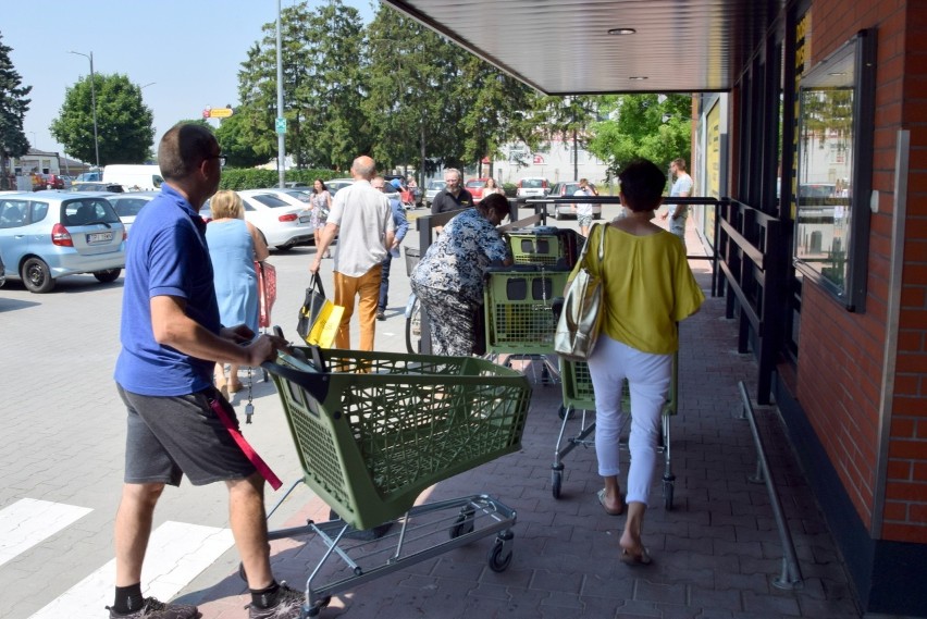 W czwartek, 8 lipca ruszył pierwszy w Pińczowie sklep Netto....