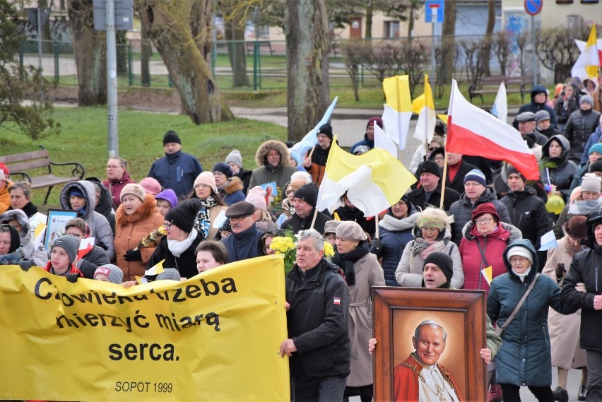 Marsz Papieski w Darłowie - 02.04.2023 r.