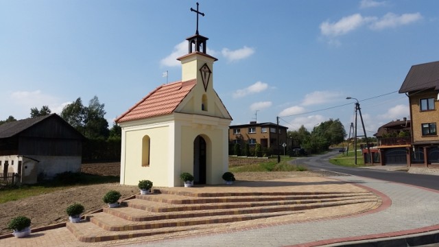 Urząd Miasta w Jastrzębiu: odremontowana kapliczka w Moszczenicy