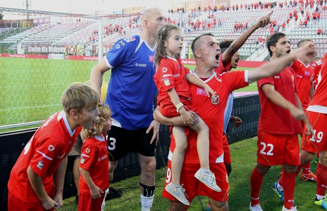 Piłkarze Widzewa liczą, że w sobotę po raz trzeci w tym sezonie będą świętować zwycięstwo