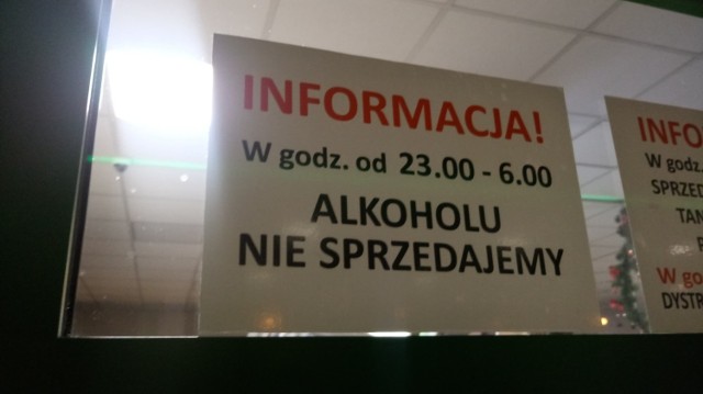 Zakaz sprzedaży alkoholu wszedł w życie w nocy z piątku na sobotę (20/21 grudnia).