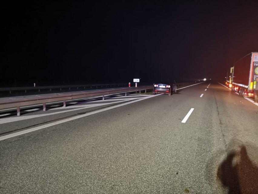 Gmina Kuślin: Sobotni wypadek samochodu osobowego i ciężarówki na 124 km autostrady A2 w kierunku Warszawy!