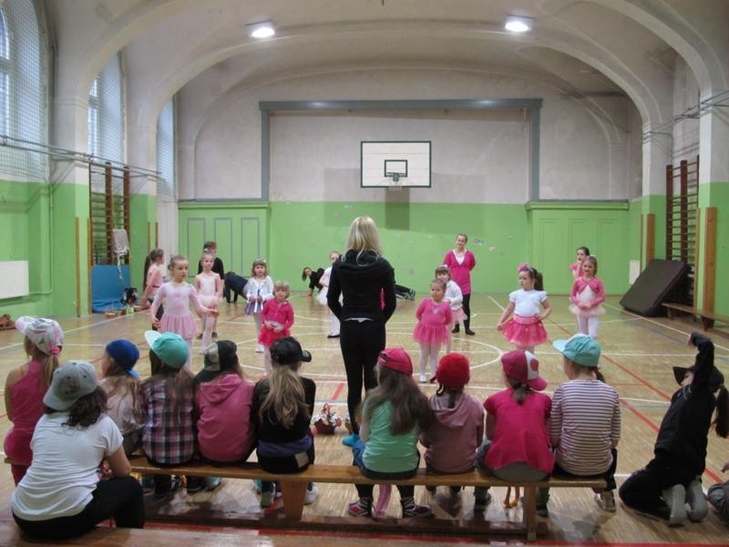 Wałbrzych: Występy dzieci Demi Dance School (ZDJĘCIA)