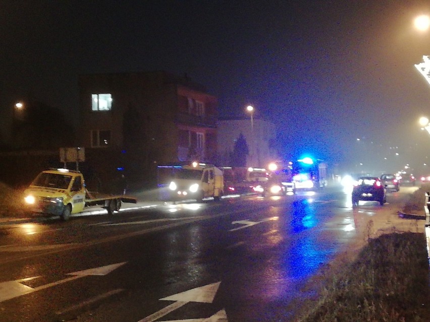 W Sosnowcu doszło do zderzenia dwóch samochodów osobowych...