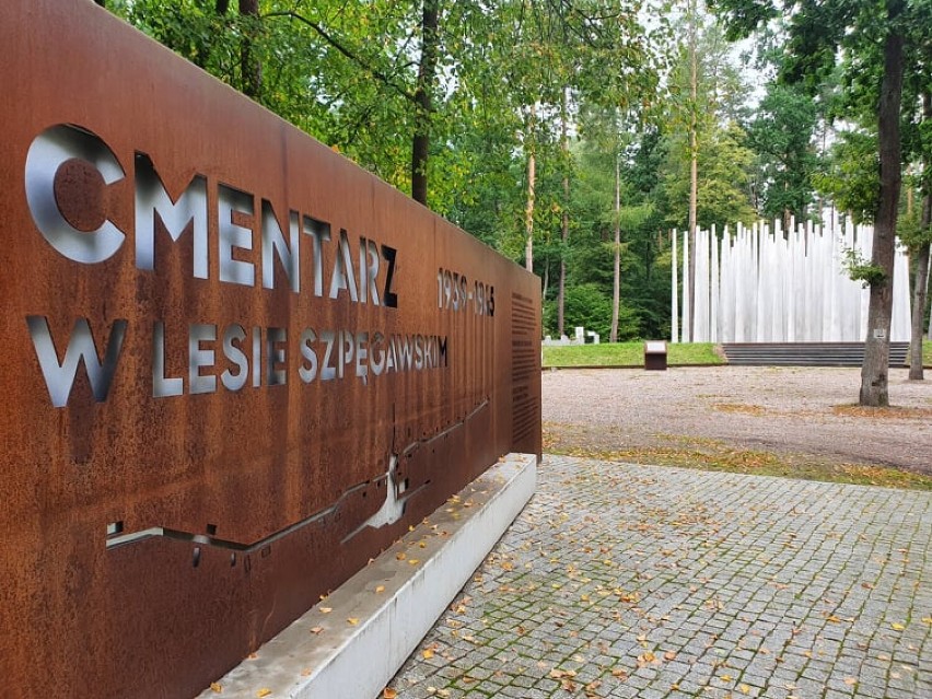 Rozpoczyna się remont cmentarza wojennego w Lesie Szpęgawskim 