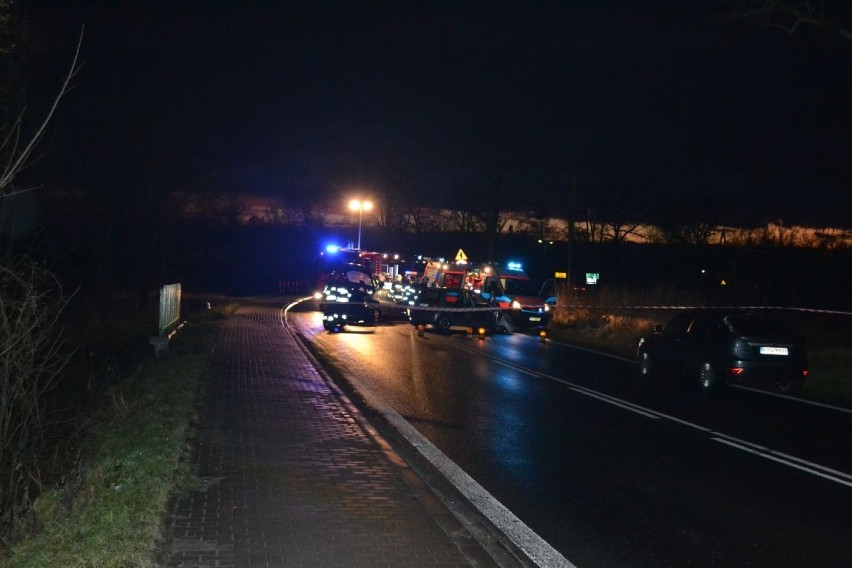Wypadek na DW 934 w Bieruniu. Dwie osoby zostały ranne