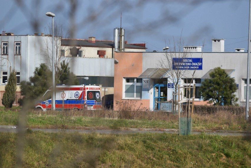 Na oddziale zakaźnym szpitala w Raciborzu przebywa pięć osób...