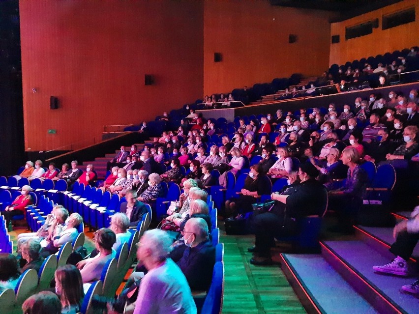 Opole. "Młodość przychodzi z wiekiem", czyli Regionalny Dzień Seniora w Teatrze Kochanowskiego