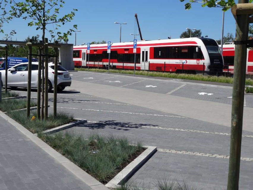 Galeria zdjęć ulicy Dworcowej i nowego parkingu