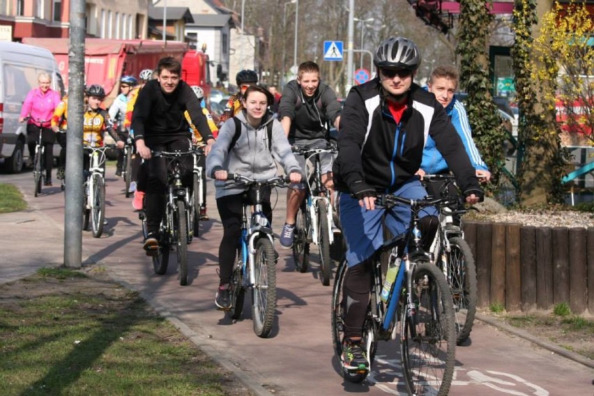 Rozpoczęcie sezonu rowerowego przez stowarzyszenie rowerowe...