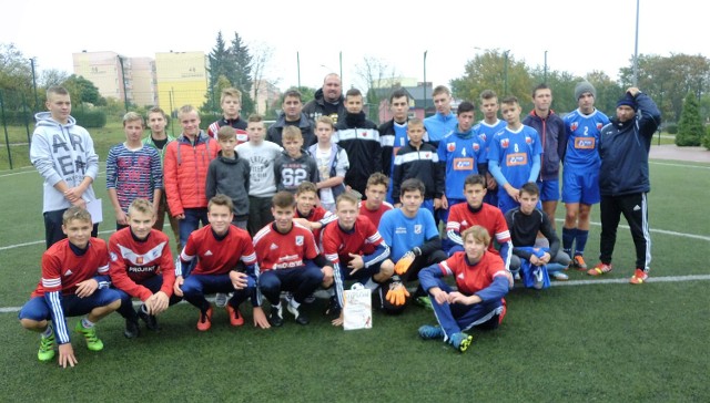 Gimnazjum nr 1 Świecie triumfowało w powiatowych zawodach „Gimnazjady” w piłce nożnej chłopców.